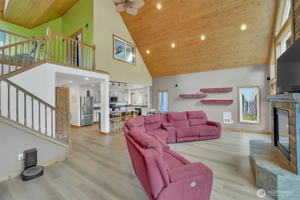 251 E Jobes Court Belfair, WA 98528