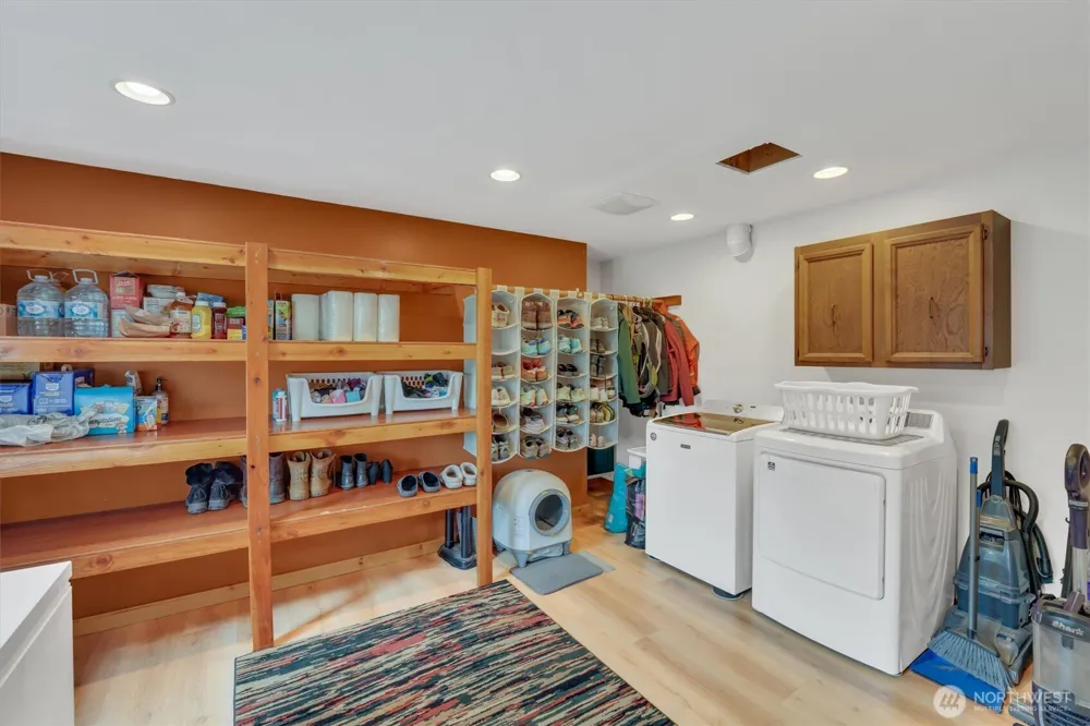 251 E Jobes Court Belfair, WA 98528