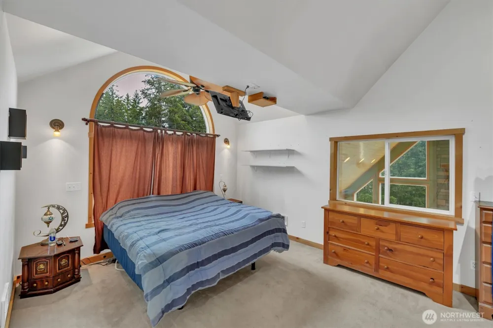 251 E Jobes Court Belfair, WA 98528