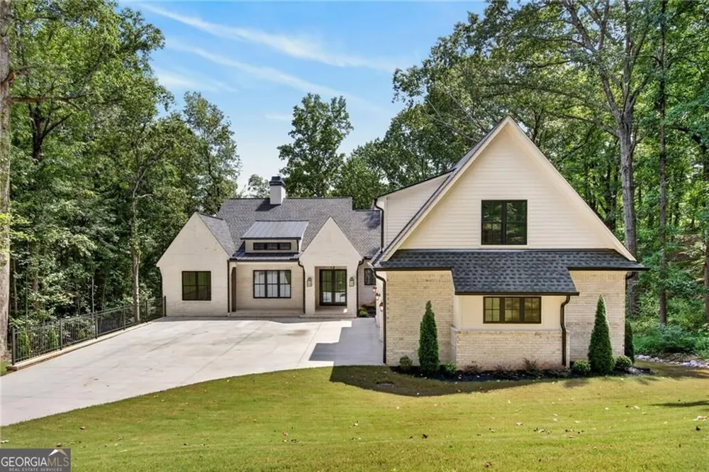 5005 Young Deer DR Cumming, GA 30041