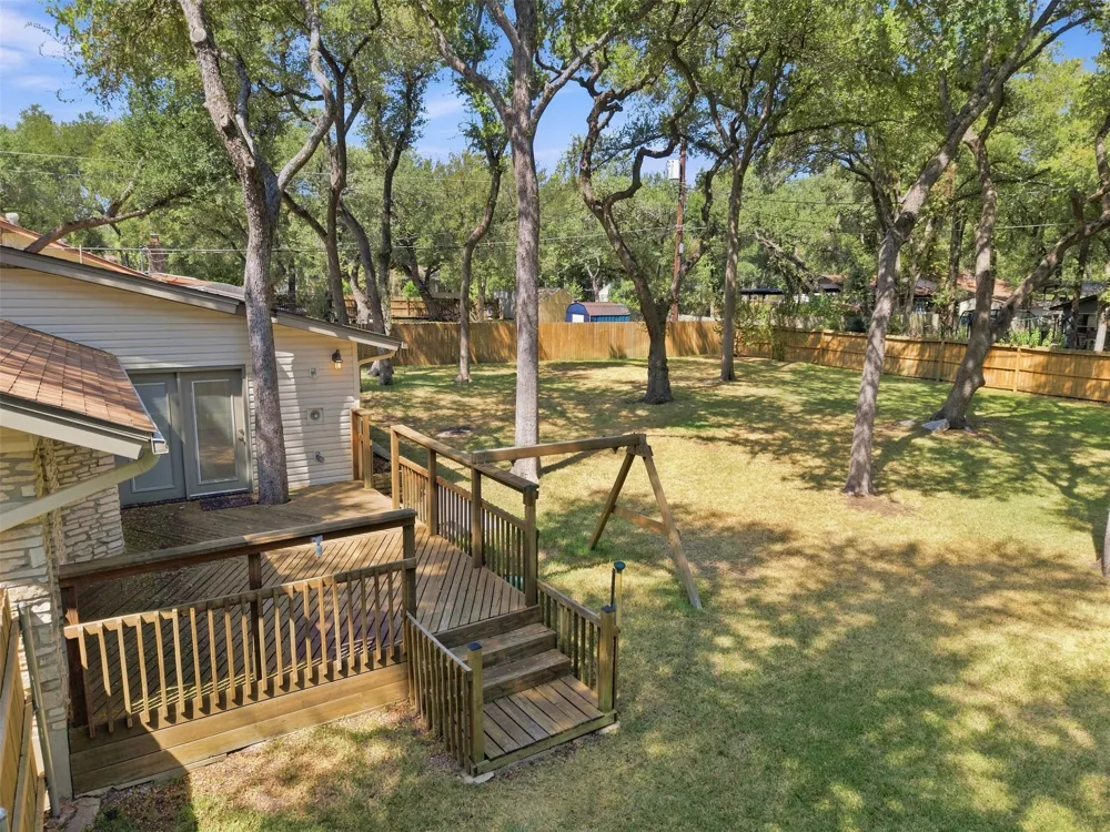 9202 Shady Oaks Drive Austin, TX 78729