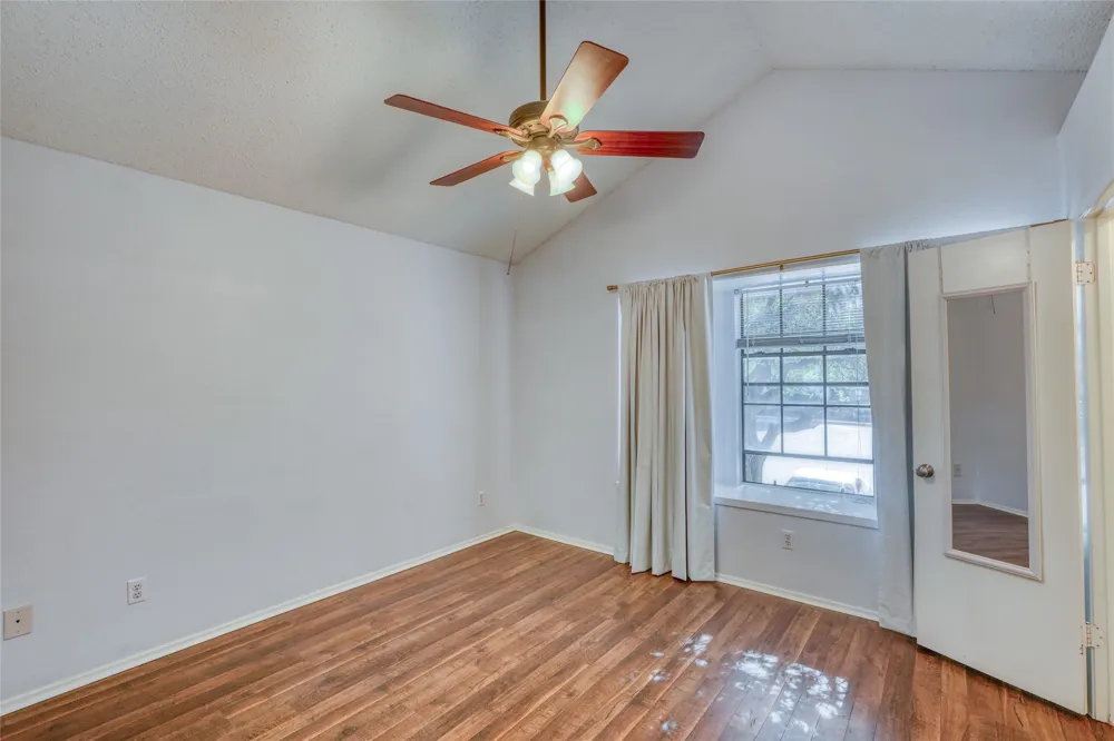1411 Gracy Farms Lane #41 Austin, TX 78758