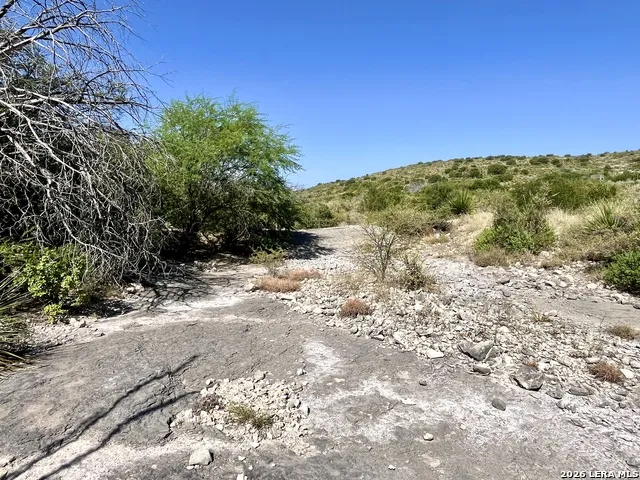 6018 Ranch Road 2523 Brackettville, TX 78332