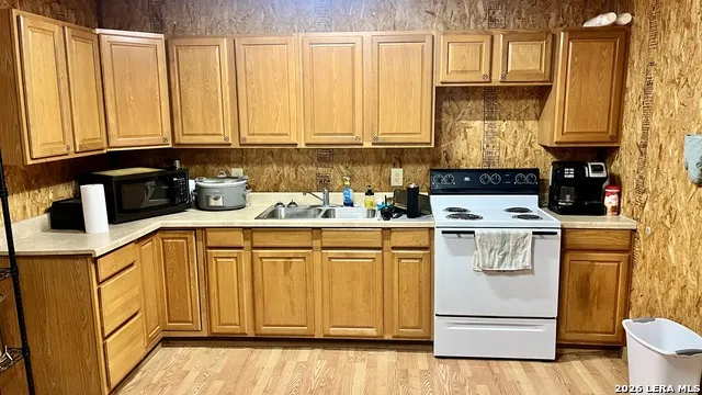 6018 Ranch Road 2523 Brackettville, TX 78332