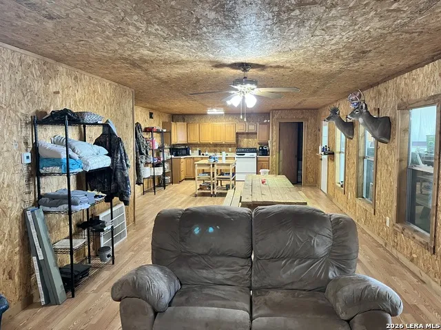 6018 Ranch Road 2523 Brackettville, TX 78332
