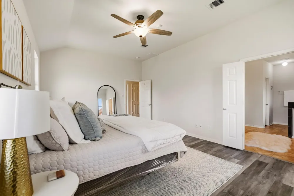 125 Avery Springs Lane Dickinson, TX 77539