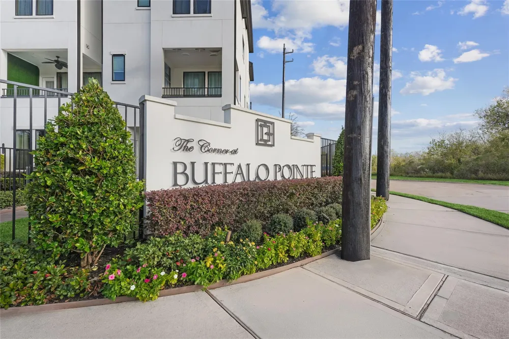 2704 Grand Fountains Drive #E Houston, TX 77054