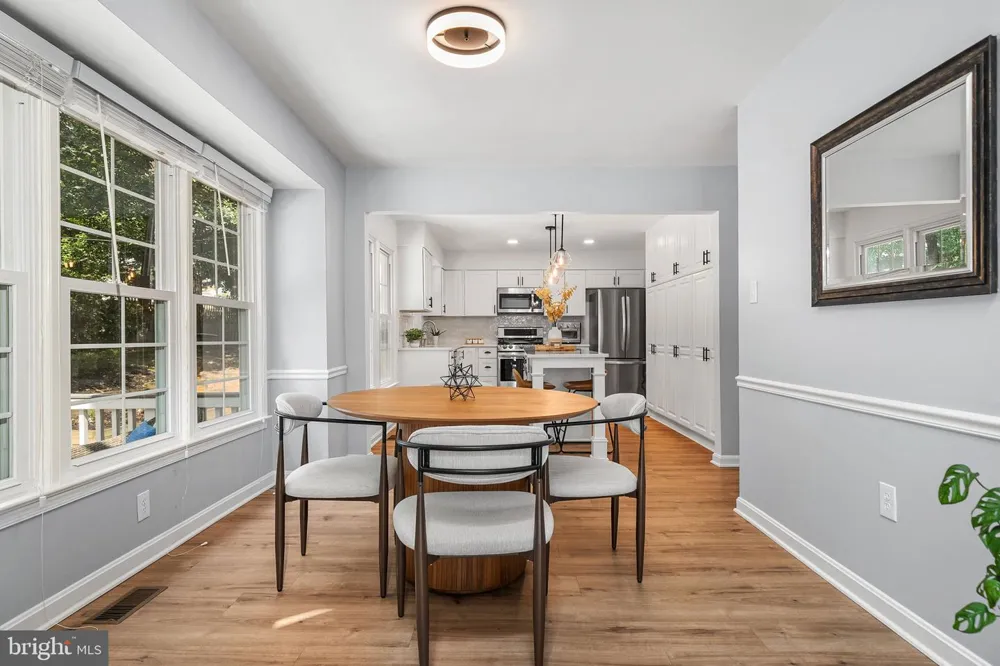 9113 NORTHEDGE DRIVE Springfield, VA 22153