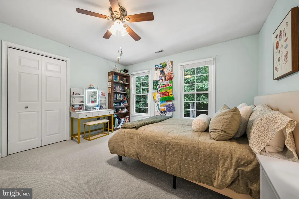 9113 NORTHEDGE DRIVE Springfield, VA 22153