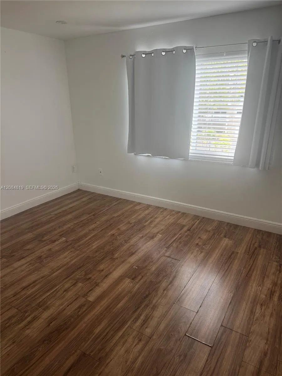 7810 Camino Real #i-306 Miami, FL 33143