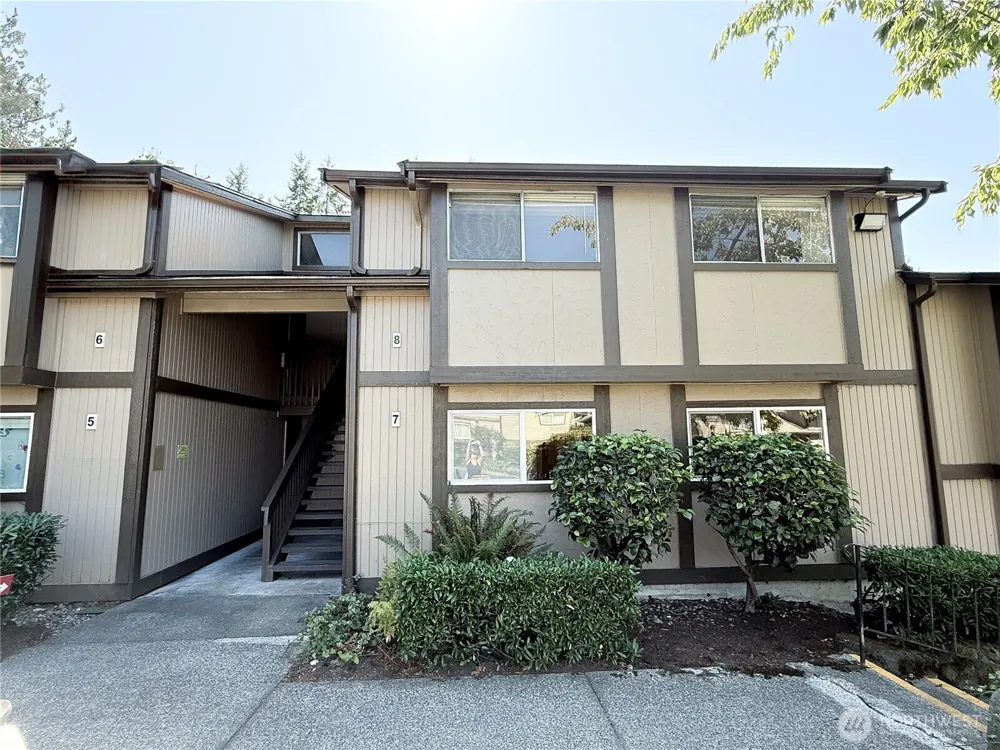 4701 176th Street SW #A8 Lynnwood, WA 98037
