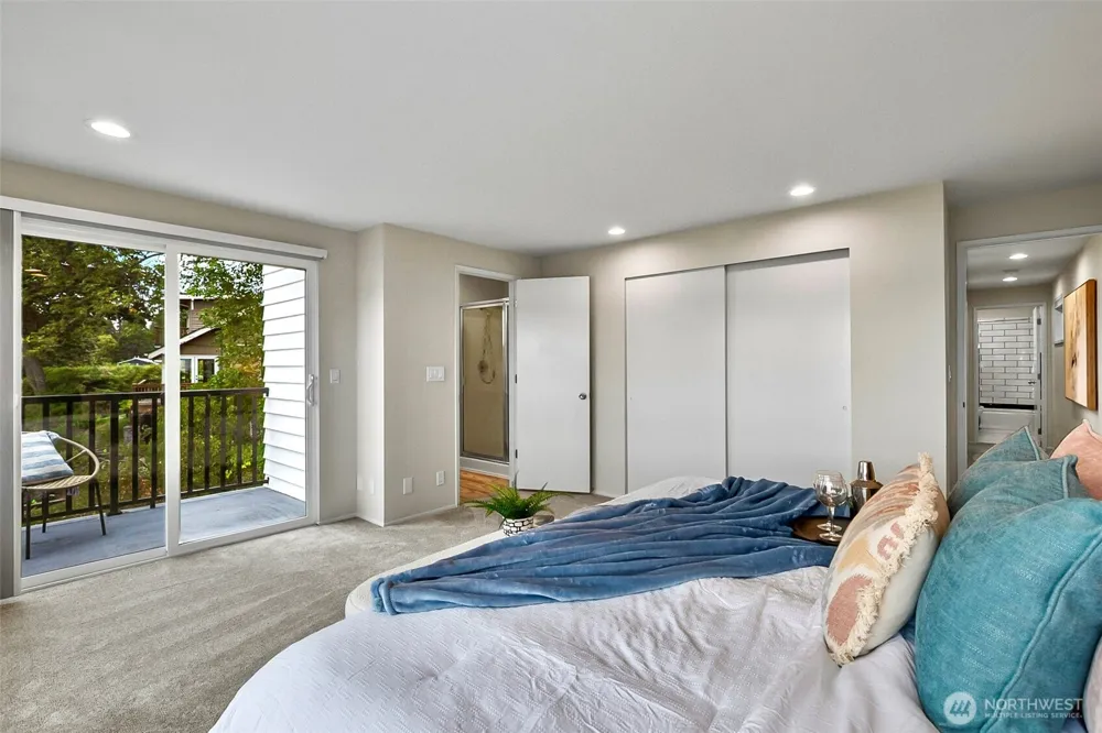 6205 NE 125th Street Kirkland, WA 98034