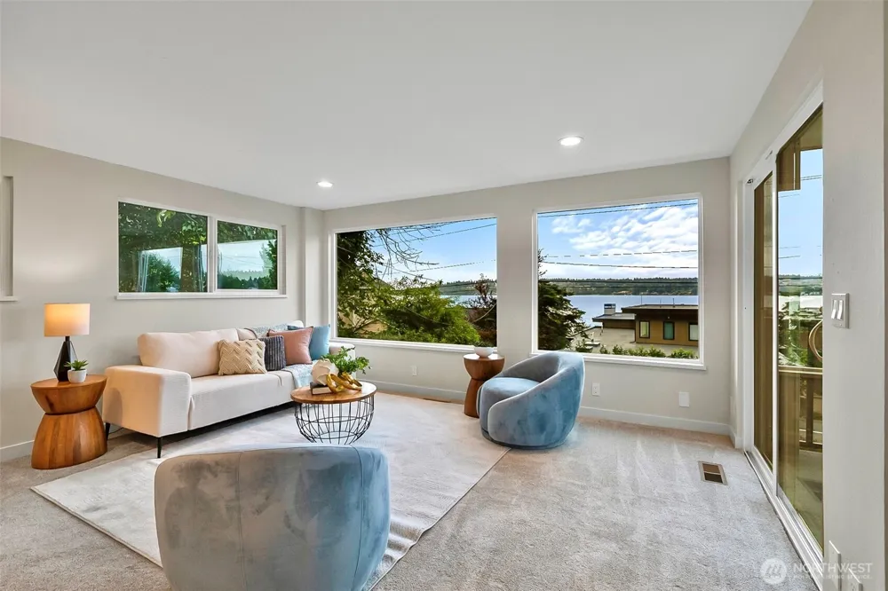 6205 NE 125th Street Kirkland, WA 98034