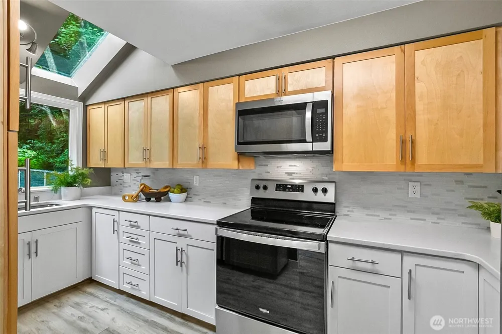 6205 NE 125th Street Kirkland, WA 98034