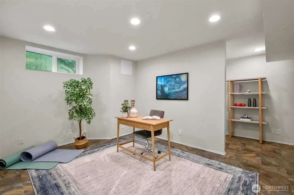 6205 NE 125th Street Kirkland, WA 98034