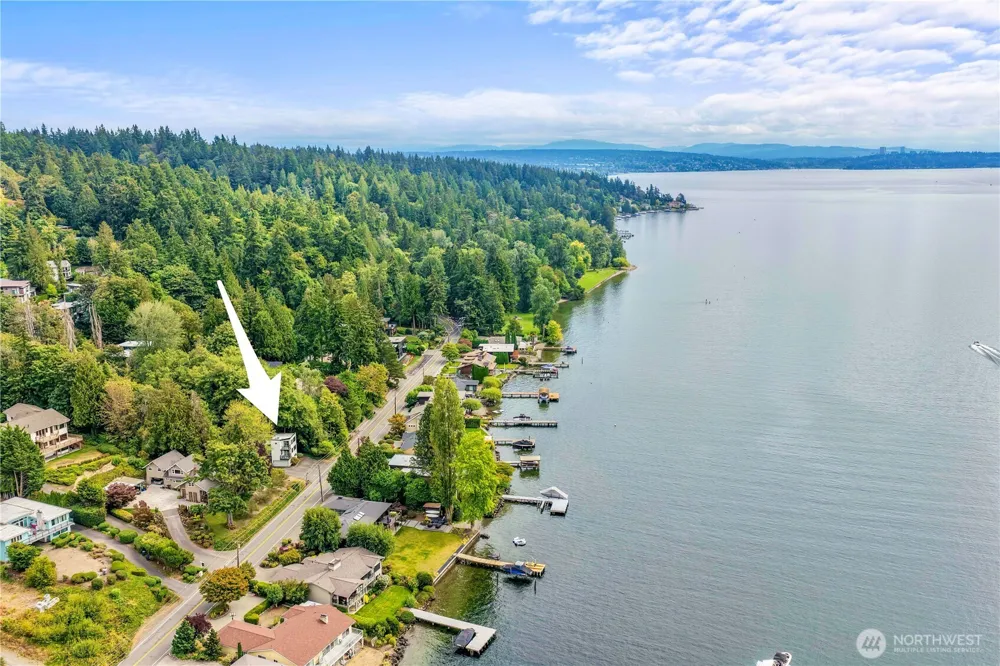 6205 NE 125th Street Kirkland, WA 98034