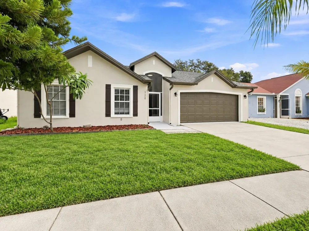 128 LOOKOUT DRIVE Apollo Beach, FL 33572