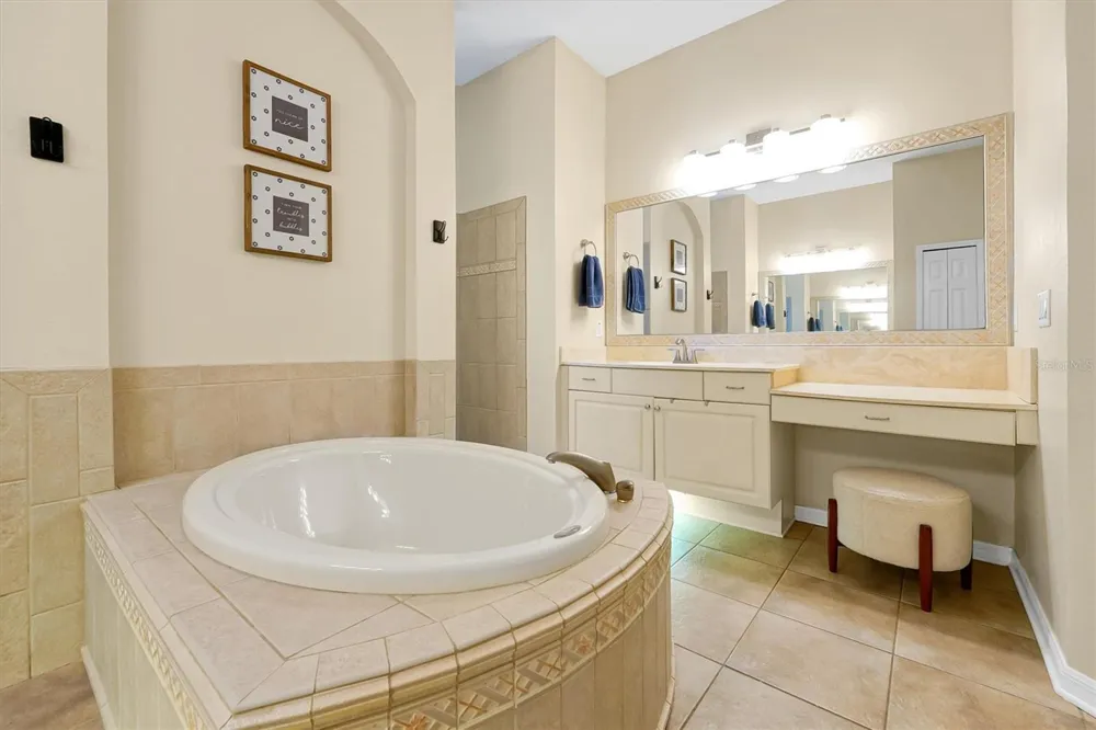 253 BLUESTONE PLACE Casselberry, FL 32707