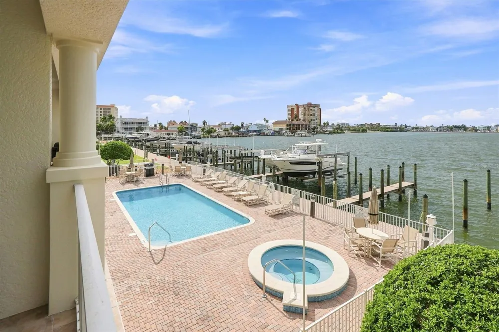 17735 GULF BOULEVARD #204 Redington Shores, FL 33708