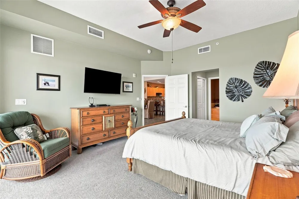 17735 GULF BOULEVARD #204 Redington Shores, FL 33708