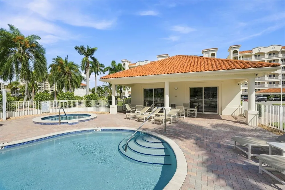 17735 GULF BOULEVARD #204 Redington Shores, FL 33708