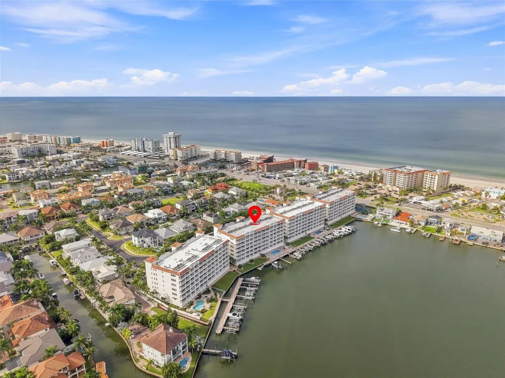 17735 GULF BOULEVARD #204 Redington Shores, FL 33708