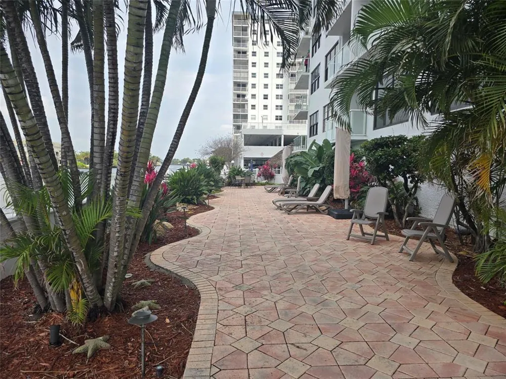 1401 Riverside Drive #307 Pompano Beach, FL 33062