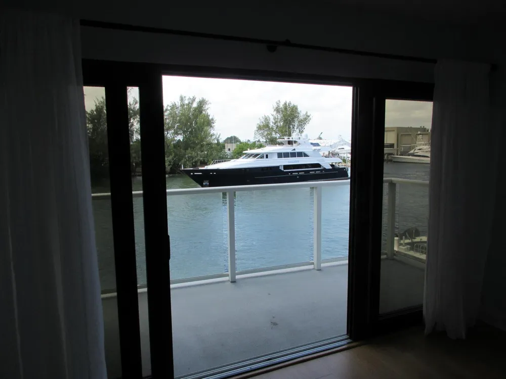 1401 Riverside Drive #307 Pompano Beach, FL 33062