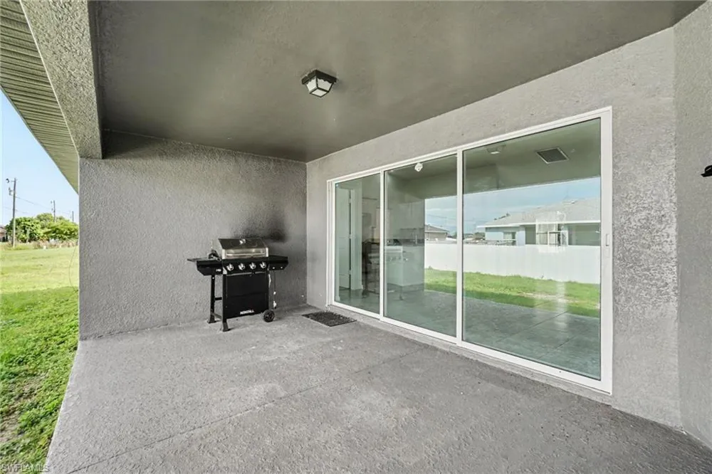 934 NW 7th Avenue Cape Coral, FL 33993