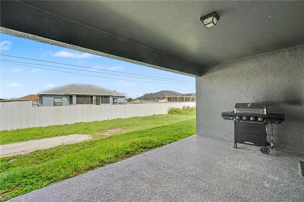 934 NW 7th Avenue Cape Coral, FL 33993