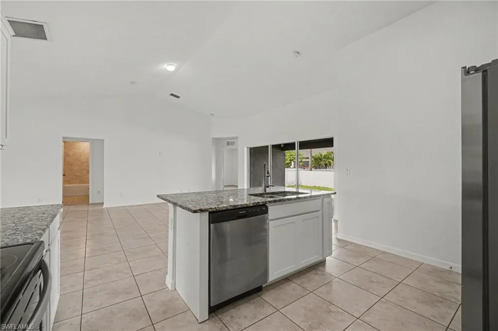 934 NW 7th Avenue Cape Coral, FL 33993