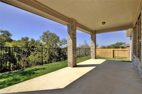 113 Meadow Wood Cove