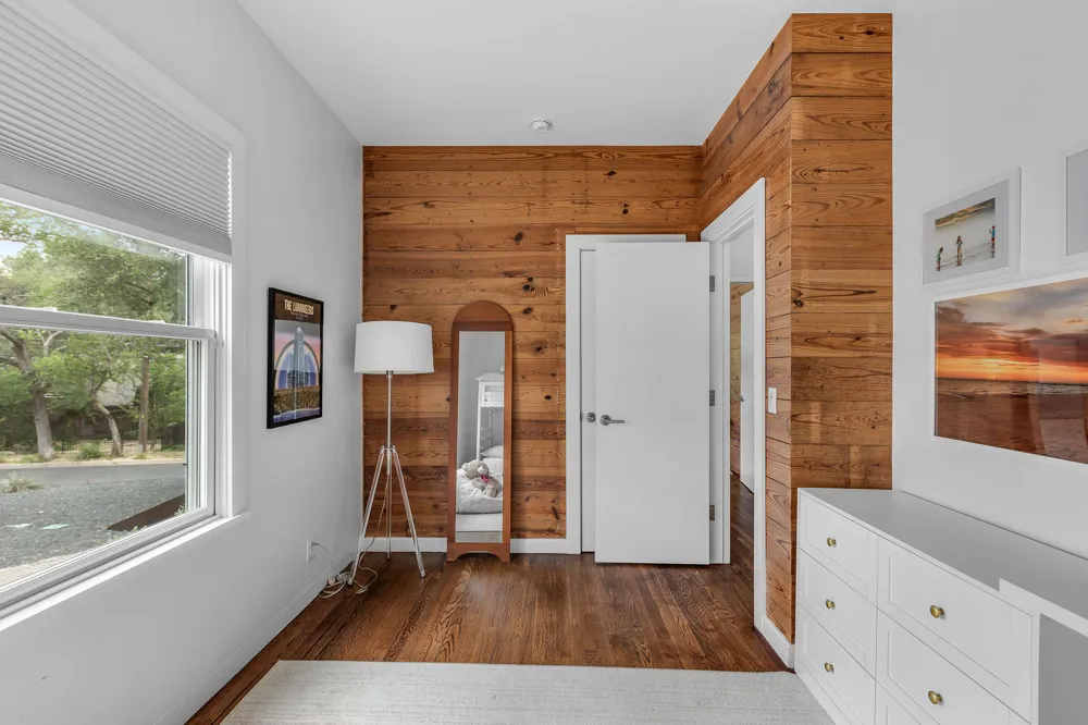 1303 Hillside Avenue Austin, TX 78704