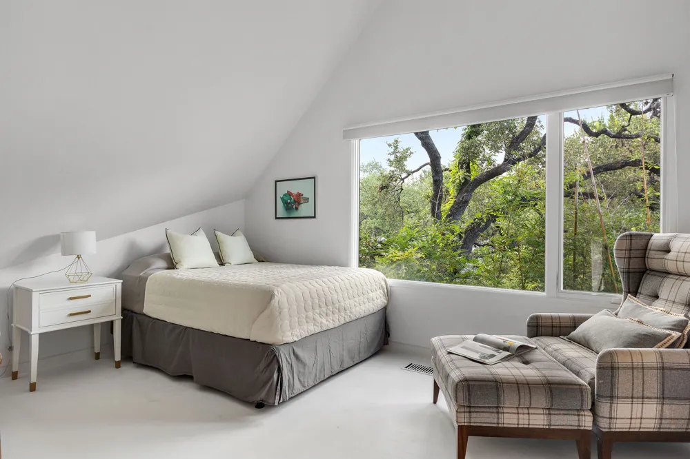 1303 Hillside Avenue Austin, TX 78704