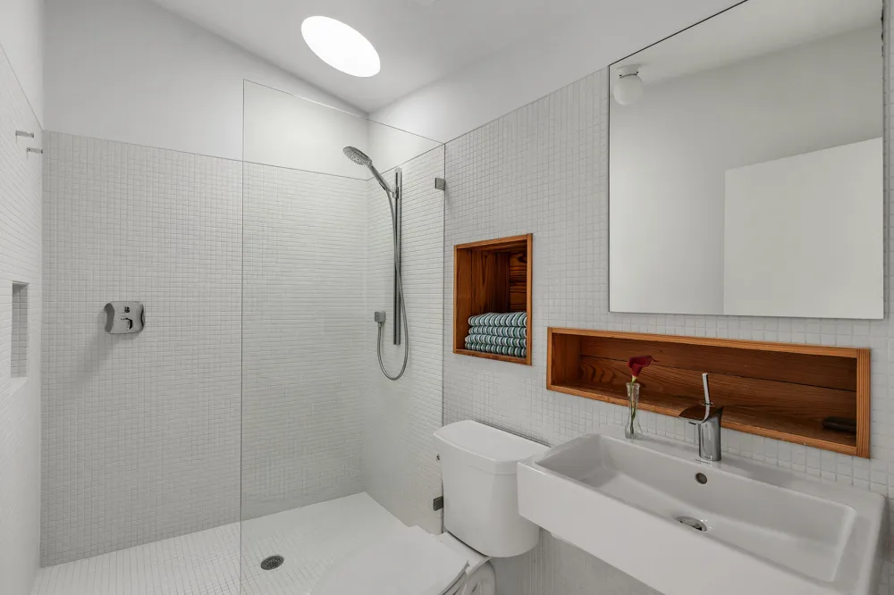 1303 Hillside Avenue Austin, TX 78704