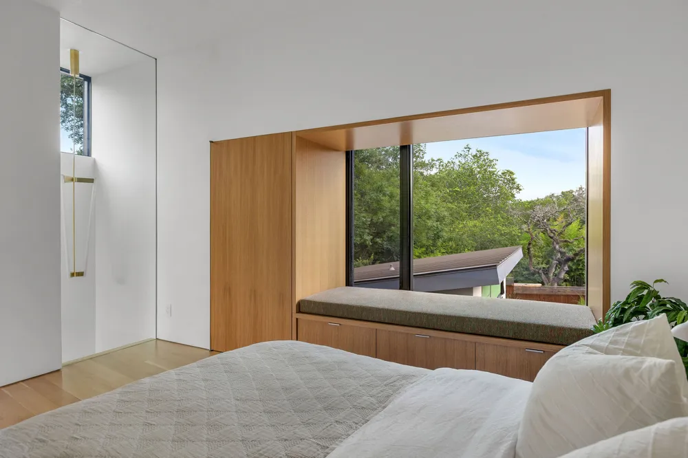 1303 Hillside Avenue Austin, TX 78704