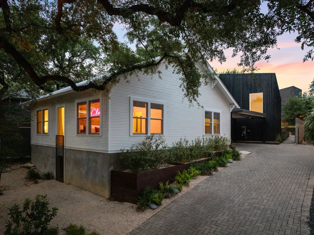 1303 Hillside Avenue Austin, TX 78704