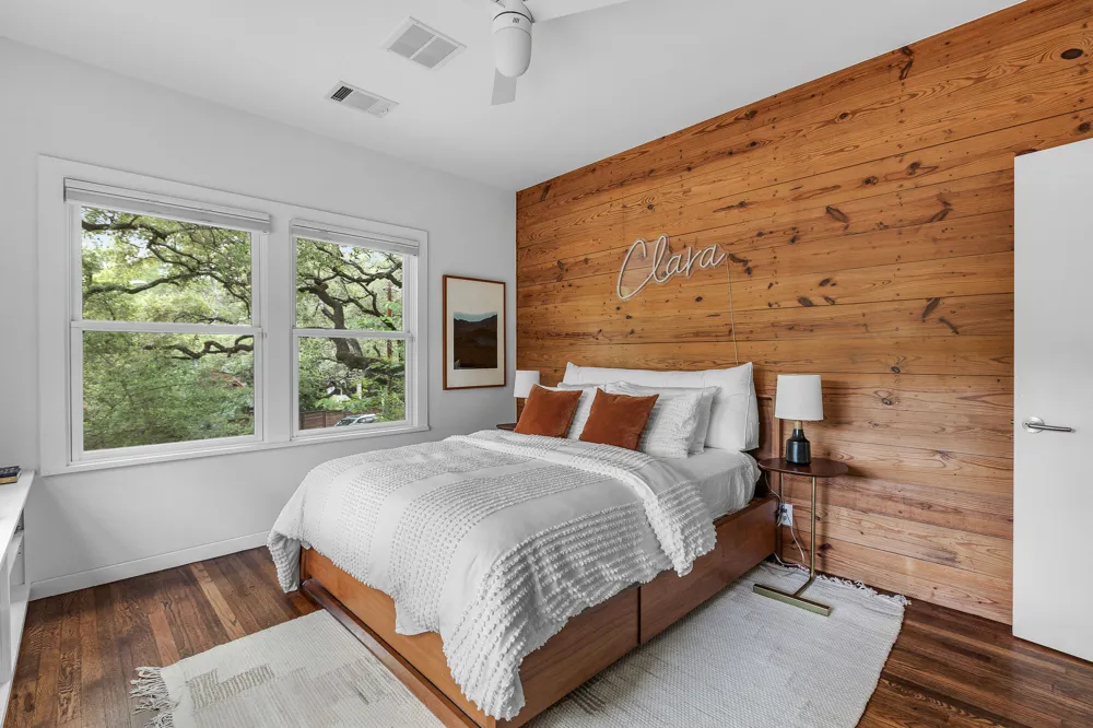 1303 Hillside Avenue Austin, TX 78704