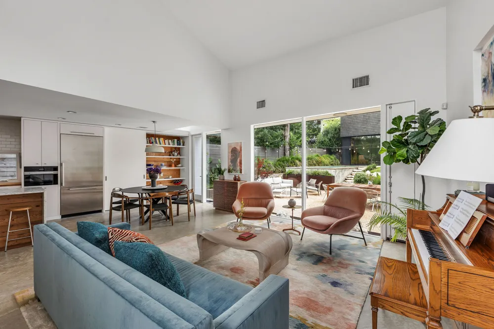1303 Hillside Avenue Austin, TX 78704