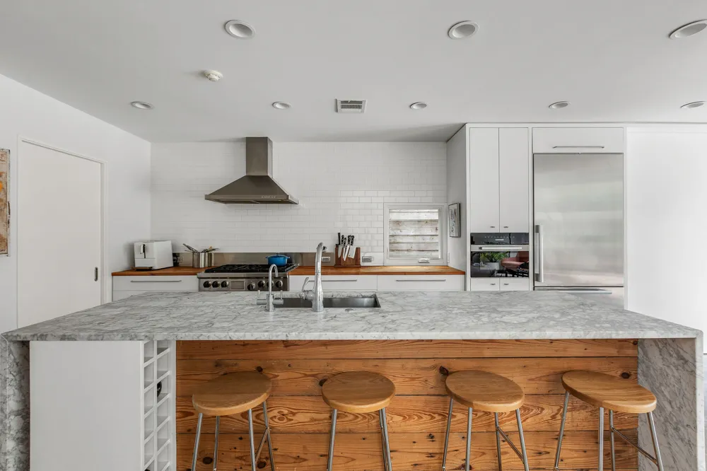 1303 Hillside Avenue Austin, TX 78704