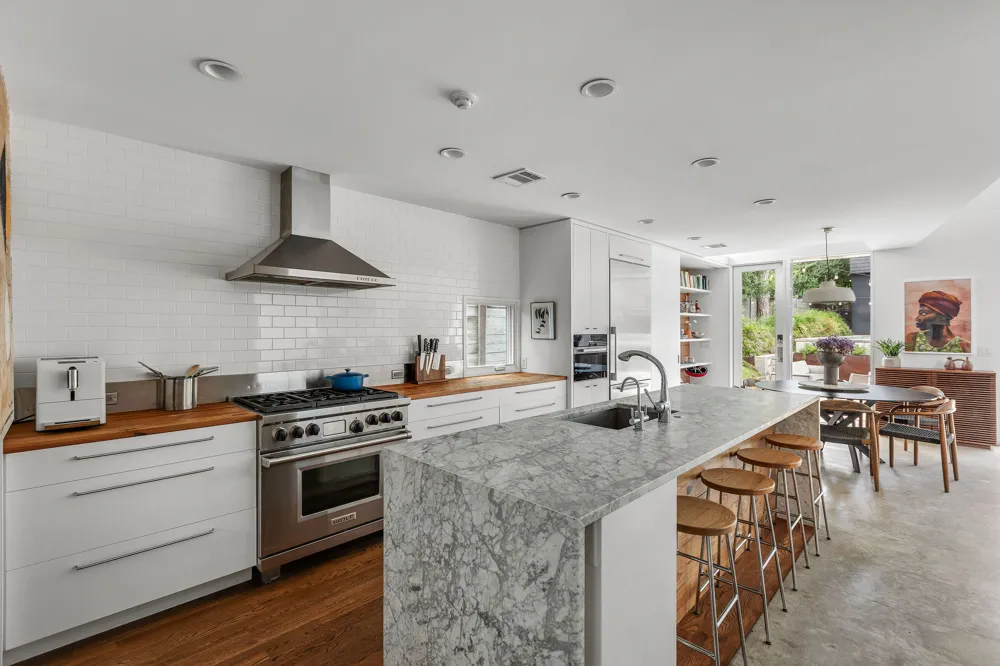 1303 Hillside Avenue Austin, TX 78704