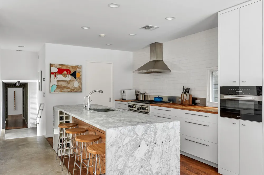 1303 Hillside Avenue Austin, TX 78704