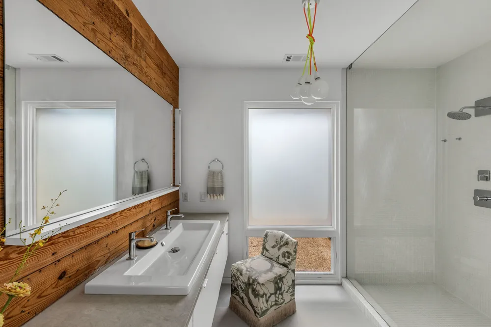1303 Hillside Avenue Austin, TX 78704