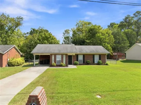 12 Glenda Drive SW