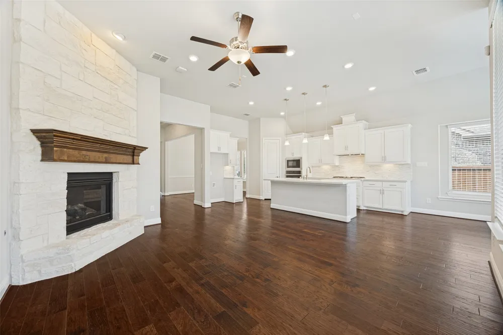 8241 Blumelia Drive Dallas, TX 75252