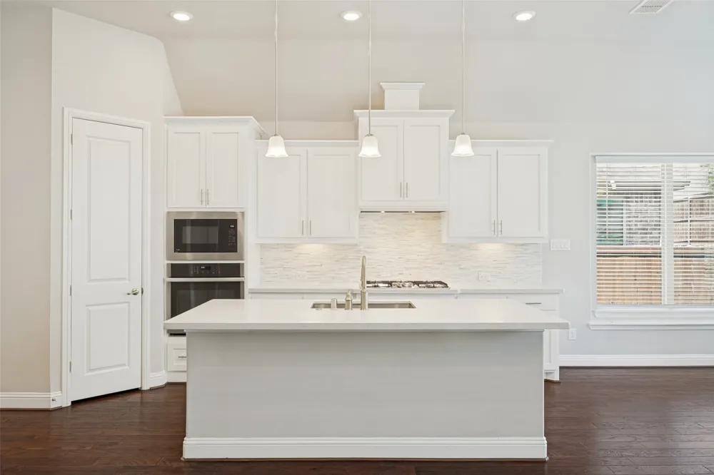 8241 Blumelia Drive Dallas, TX 75252