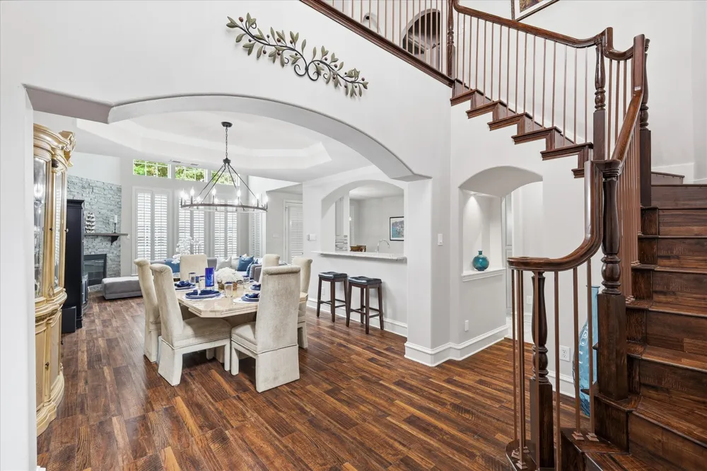 4222 Spyglass Hill Lane Irving, TX 75038