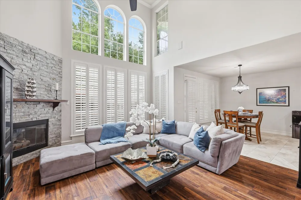 4222 Spyglass Hill Lane Irving, TX 75038