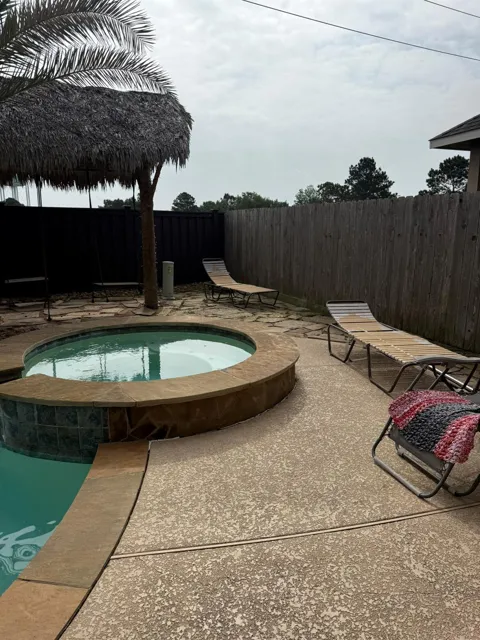 10012 Cedar Creek Court