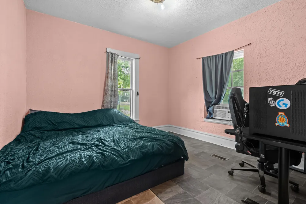 829 Simpson Street Kalamazoo, MI 49007
